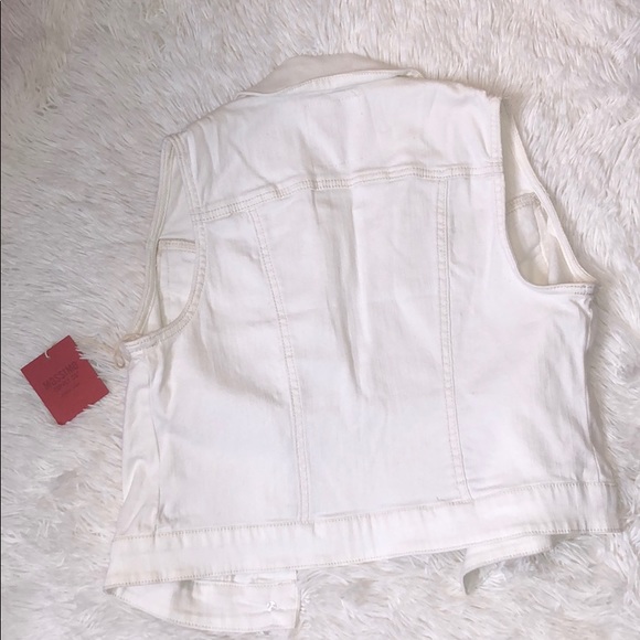 White jean vest NWT - Picture 2 of 5
